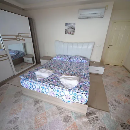 Mona Lisa Ultra Luks, Muhtesem Manzara 4* 阿拉尼亚